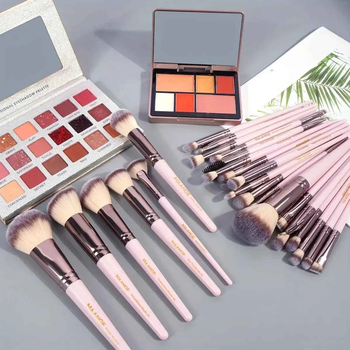 MAANGE 30pcs Professional Makeup Brush Set Foundation Concealers Eye Shadows Powder Blush Blending Brushes Beauty Tools with Bag - Fullshopping
