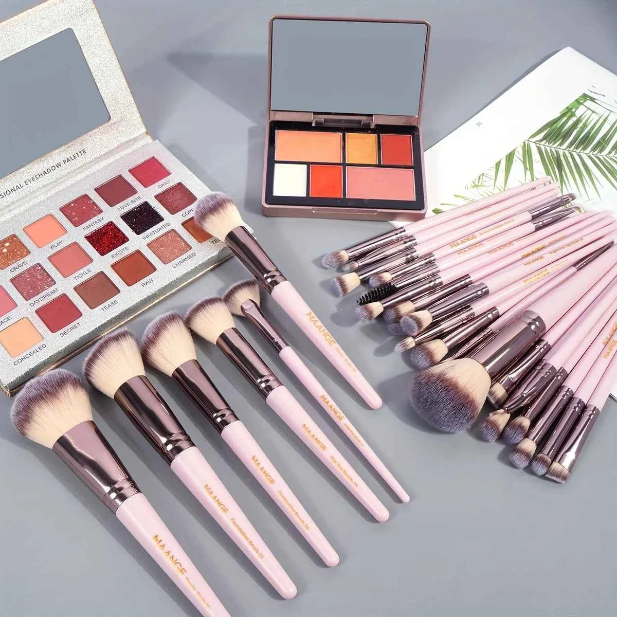 MAANGE 30pcs Professional Makeup Brush Set Foundation Concealers Eye Shadows Powder Blush Blending Brushes Beauty Tools with Bag - Fullshopping