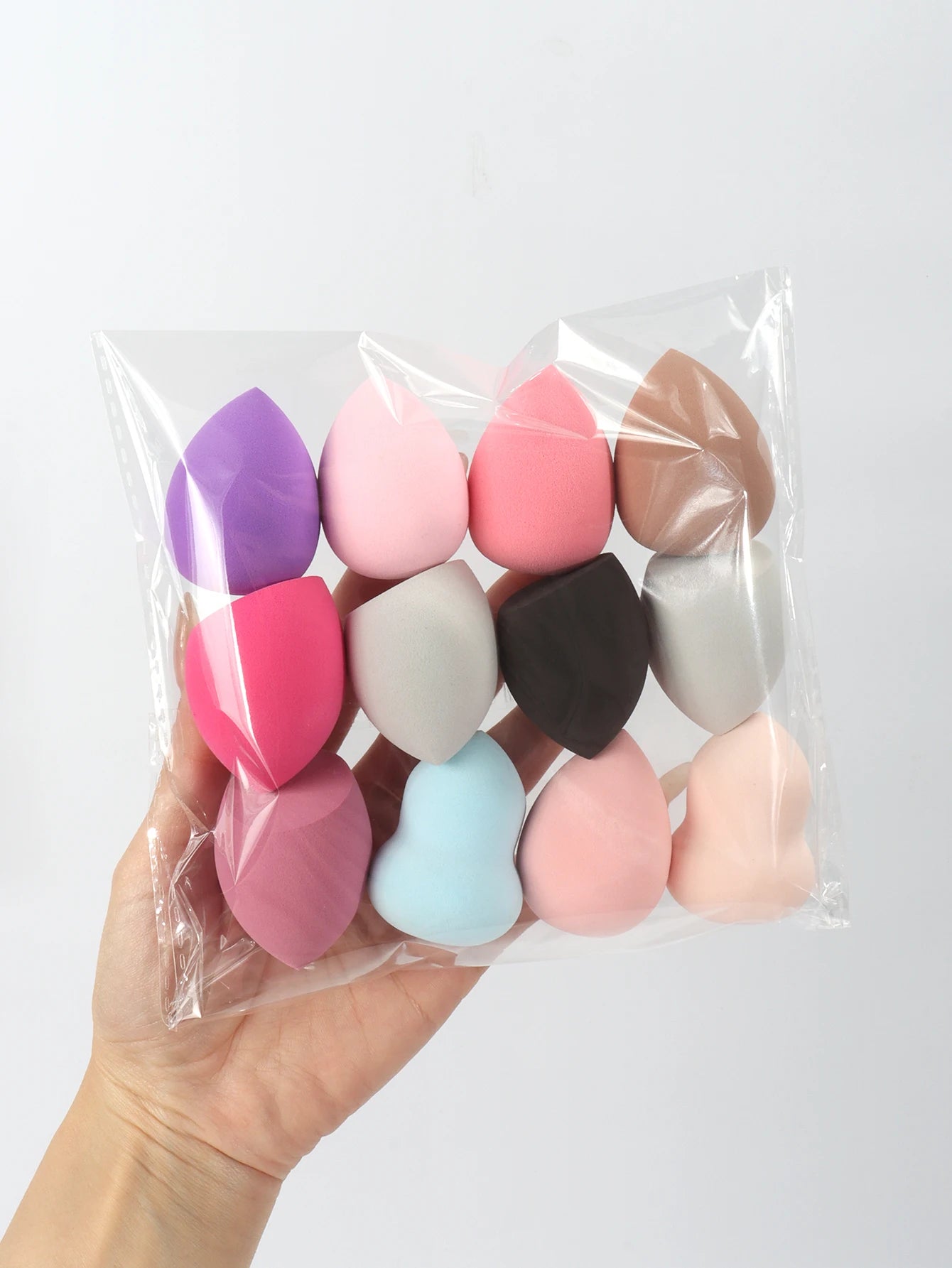 Medium Size Beauty Sponge 6/12/24/36/60 Pieces, Random Color and Shape, Foundation Mixing Beauty Sponge, Liquid, Cream and Powde - Fullshopping